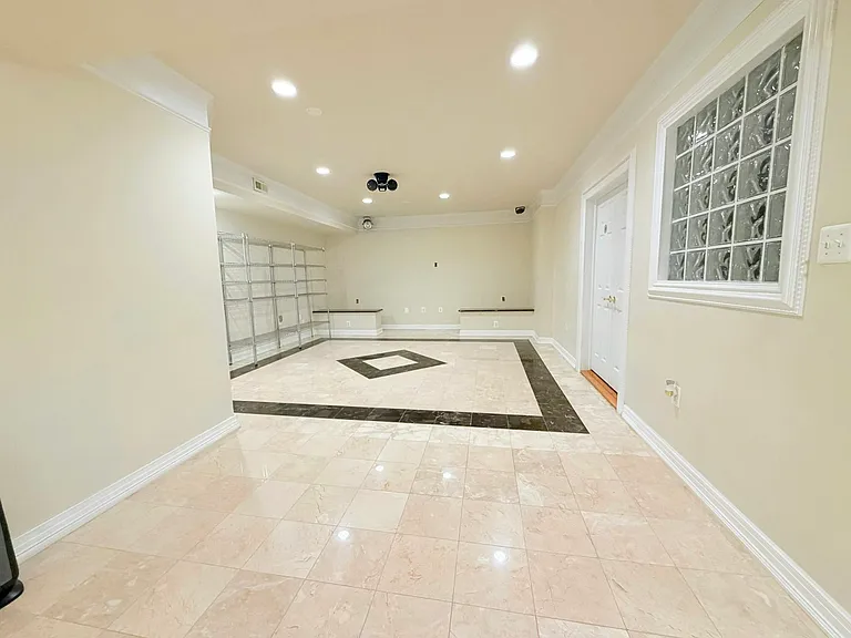 7125 Ayers Meadow Ln — Photo 5