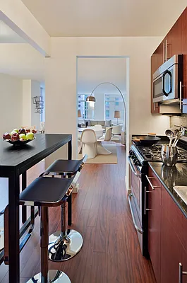 Rented by The Moinian Group | media 43