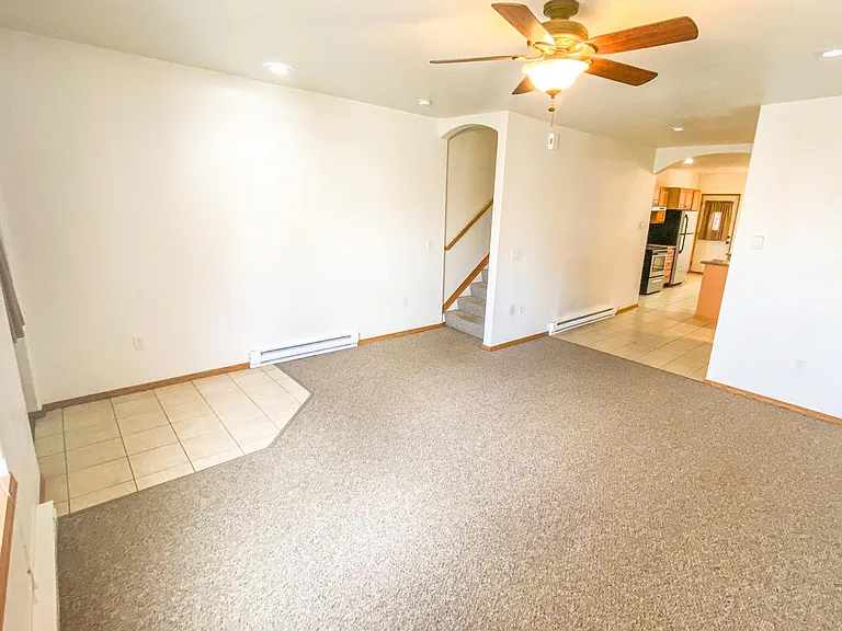 1301 E 2nd St #2 — Photo 6