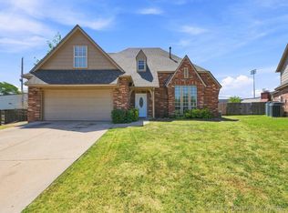 13310 E 88th Ct N, Owasso, OK 74055