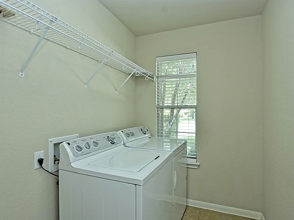5th image of 4487 Heritage Well Ln