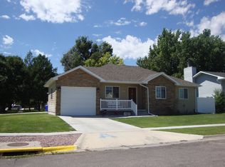 2806 Big Horn Ave, Alliance, NE 69301
