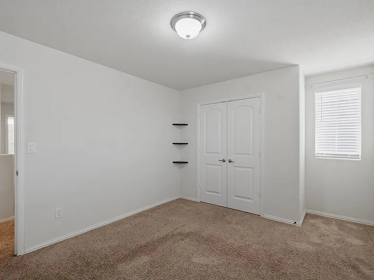 6910 Kate Reed Dr — Photo 30