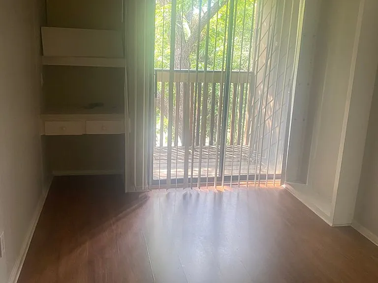 612 Park Pl #303 — Photo 15