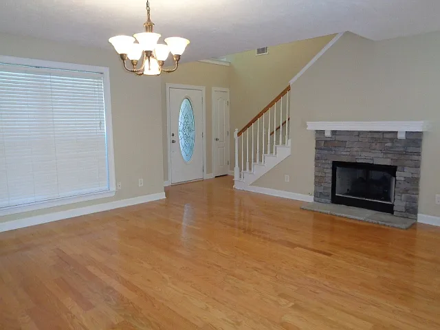 612 Pointe Clear Dr — Photo 6