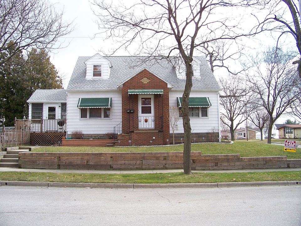 Front view from street