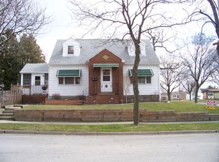 2875 Pikes Ave, Akron, OH 44314