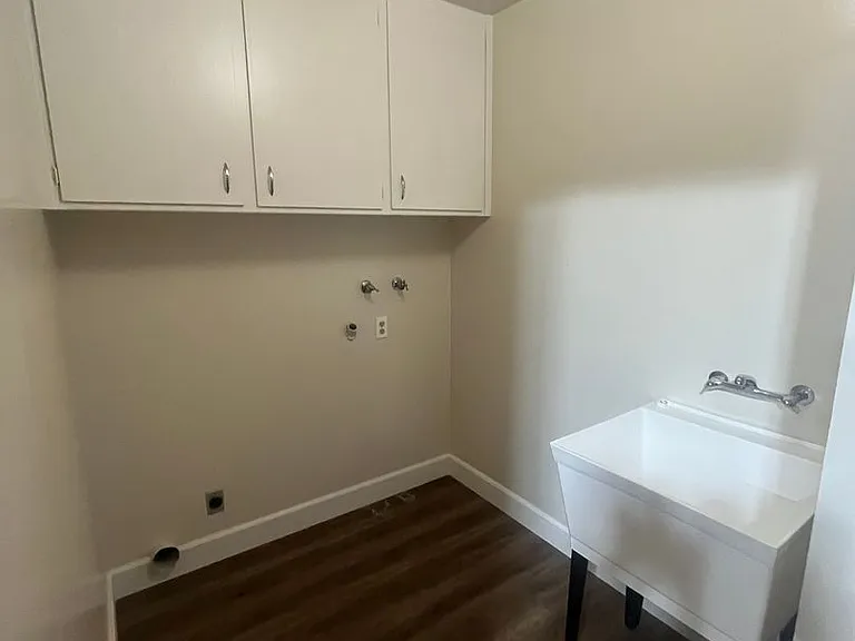 1449 Pulaski Way — Photo 16