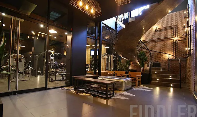 Rented by The KCI Group | media 42