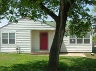 145 NE Debell Ave, Bartlesville, OK 74006