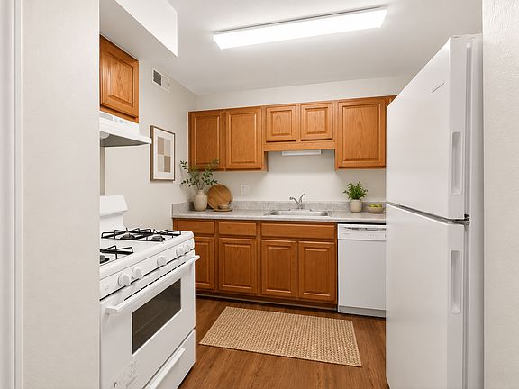 2nd image of 3533 Ferncliff Ave NW #F-063