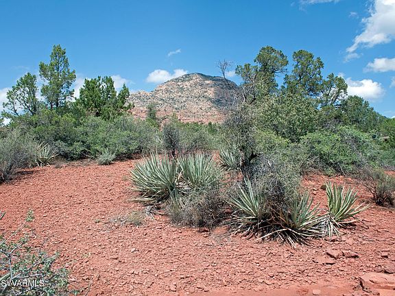 5th image of 99 Sandstone Dr