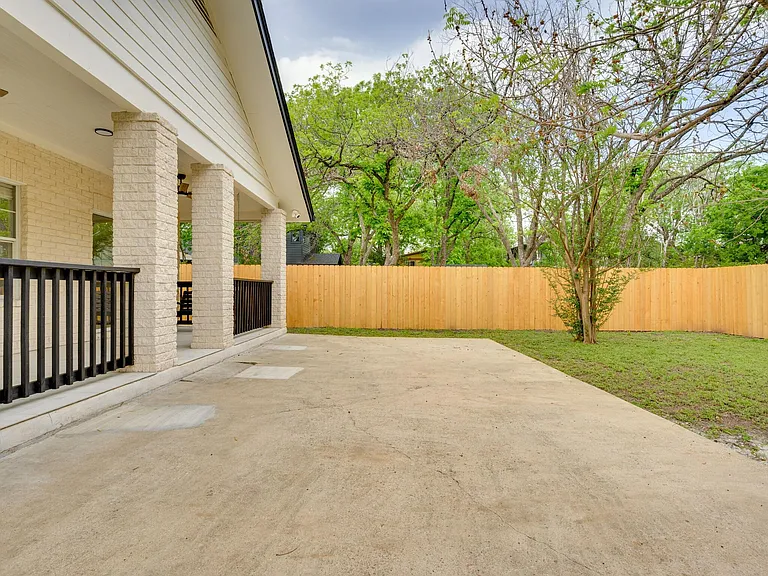 4601 Eilers Ave — Photo 31