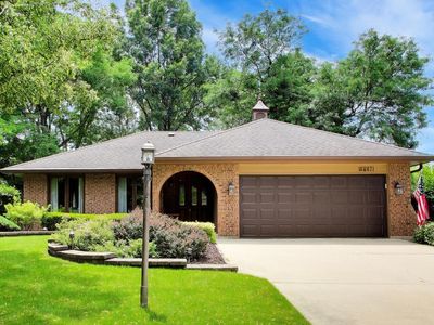 16W671 Fern St, Willowbrook, IL, 60527