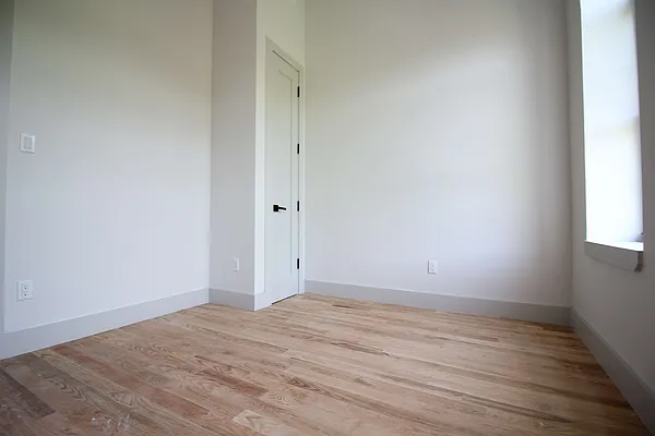 Rented by Nooklyn NYC LLC | media 26