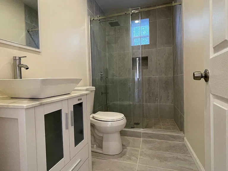 939 S Saint Bernard St #3 — Photo 6