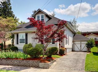 1014 Jq Adams St, Oregon City, OR 97045