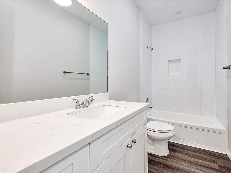 1206 Denison — Photo 16