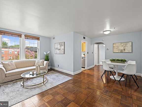 4th image of 22 S Old Glebe Rd APT 301-D