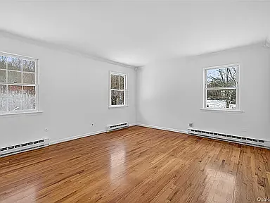64 Bayberry Dr — Photo 15