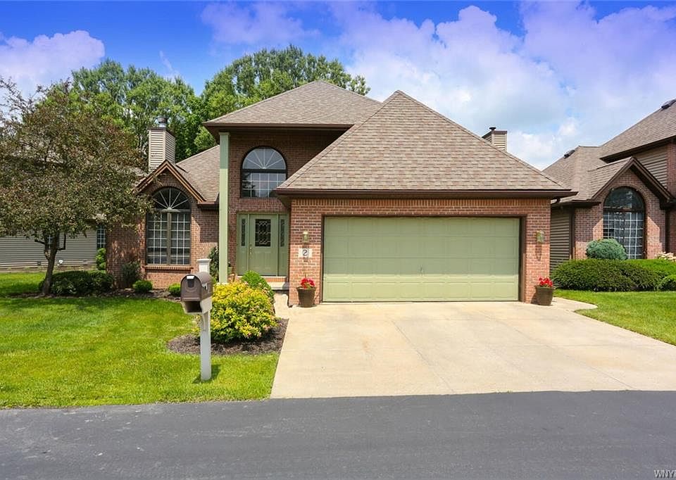 1st image of 2 Ashby Ct