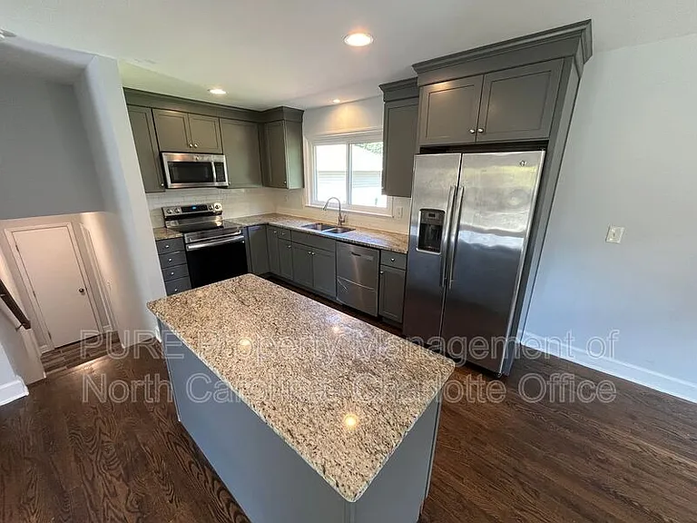 314 Scottridge Dr — Photo 9