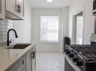 The Onyx on Carmen, Chicago, IL 60640