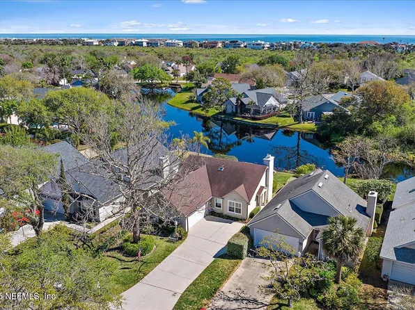 313 CHARLEMAGNE Circle, Ponte Vedra Beach, FL 32082