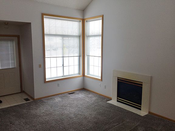 Vaulted Ceilings in Living