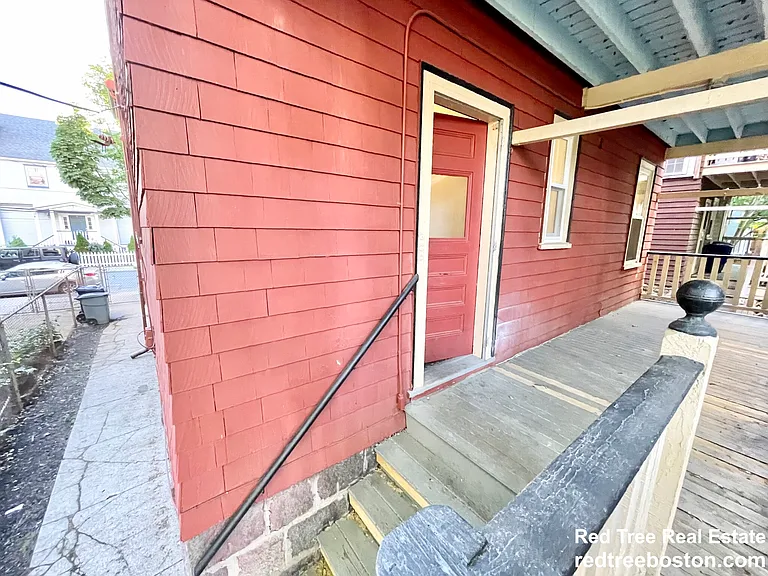 68 Bakersfield St #2 — Photo 16