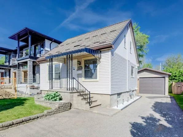 157 5th Ave, Kitchener, ON N2C 1P6