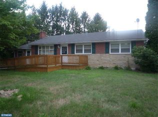 875 Elizabeth Dr, Orwigsburg, PA 17961