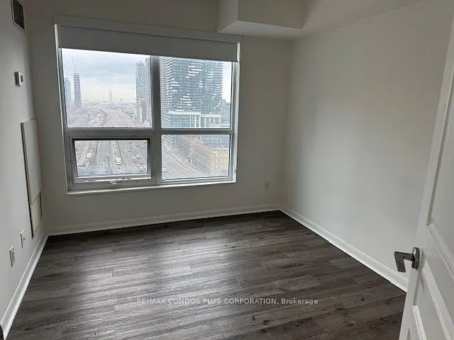 18 Yonge St #1805 — Photo 4