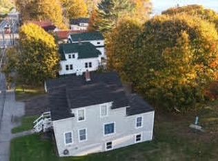 1032 Commercial St, Rockport, ME 04856
