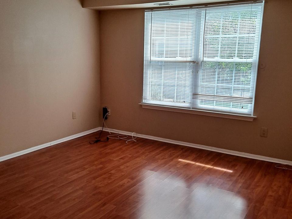 2nd image of 39 Plumly Way