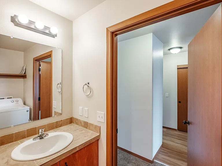 Aspen Place Apartments — Photo 55