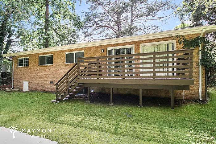 6560 Maddox Rd — Photo 2