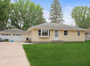 1688 Lois Dr, Shoreview, MN 55126