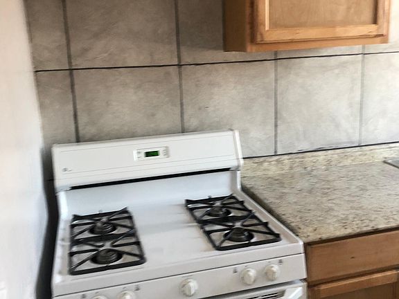 4th image of 10 W Glenwood St APT 1A