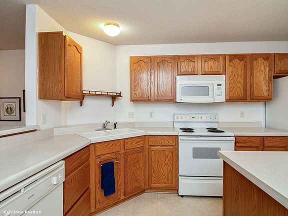 4th image of 5488 Longview Ct Unit 1