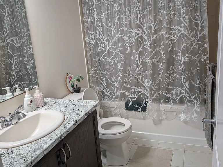3230 Harvester Cres — Photo 16