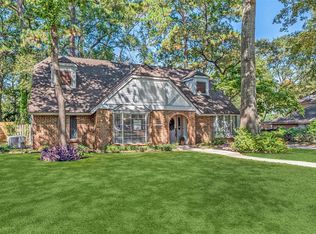 102 Wroxton Dr, Conroe, TX 77304