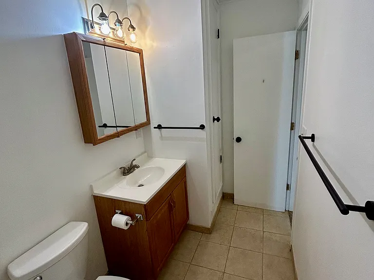 1606 Clawson St #D — Photo 12