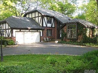 1st image of 20 Grassy Pond Dr