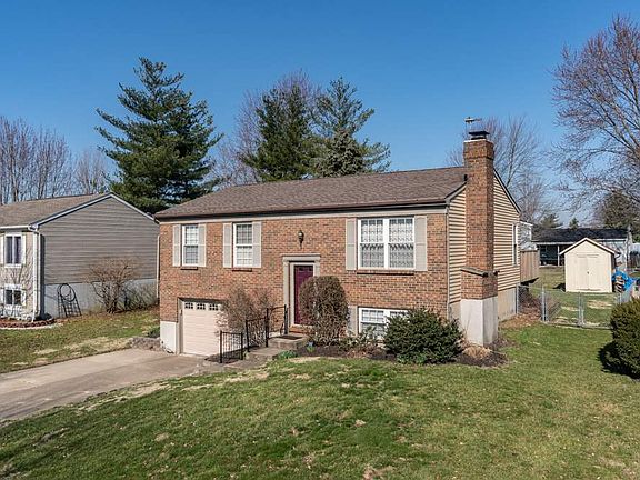 2nd image of 1554 Hickory Hill Ct