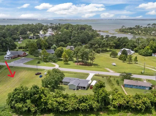 1194 Carolina 101, Beaufort, NC 28516