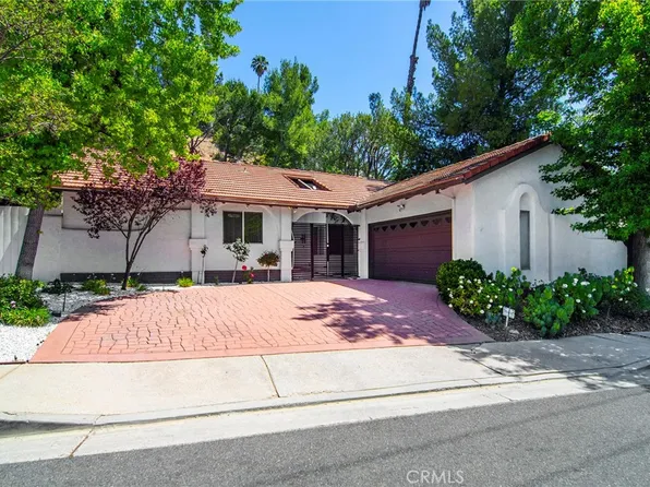 19611 Rosita St, Tarzana, CA 91356