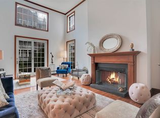 28 Half Moon Isle #TOWNHOUSE 28, Jersey City, NJ