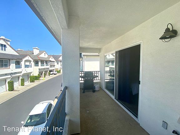 5th image of 16988 Robins Nest Way APT 1