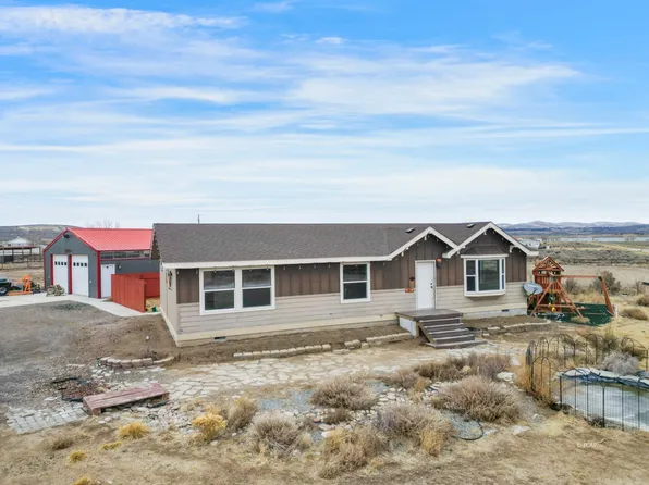 1017 Pickering Ave, Spring Creek, NV 89815
